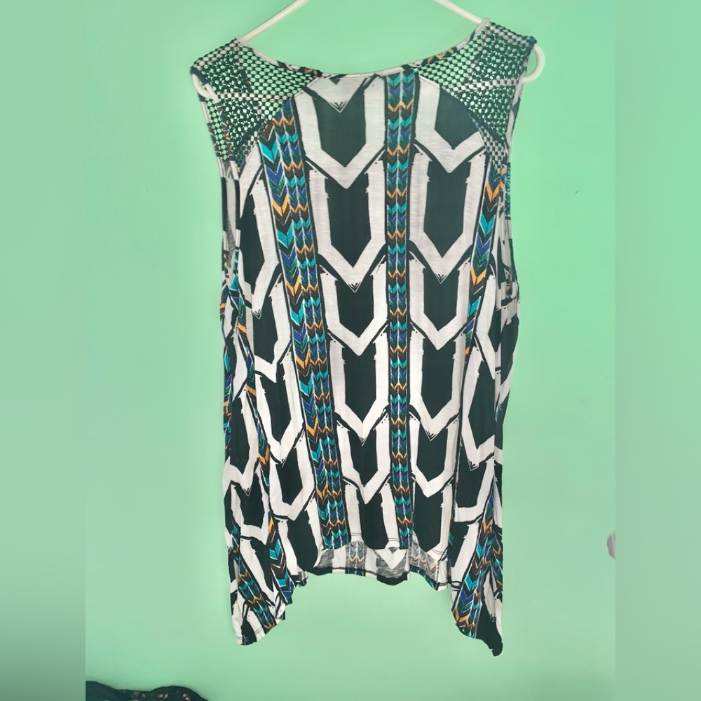 Sleeveless blouse NWOT